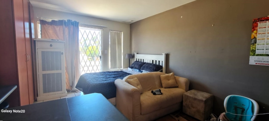 1 Bedroom Property for Sale in C Place Eastern Cape